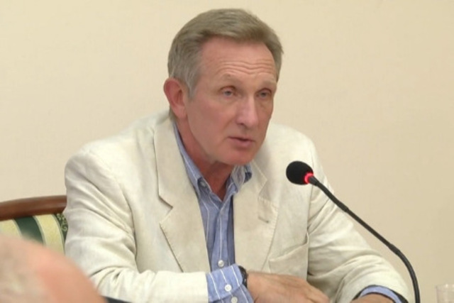 Власть системщиков и идиотов