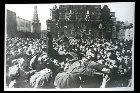 С ПОБЕДОЙ НАШИХ ПРЕДКОВ! СЛАВА ИХ ГЕРОИЗМУ! В ПАМЯТЬ ОБ ИХ ПОДВИГЕ - МЫ ОБЯЗАНЫ ОЧИСТИТЬ РОССИЮ ОТ ФАШИЗМА!